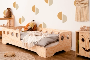 Einzelbett für Kinder mit Rausfallschutz und Lattenrost TILA 5 Montessori Holz