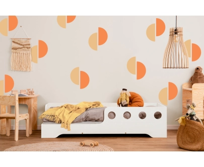 Einzelbett für Kinder mit Rausfallschutz und Lattenrost TILA 5 Montessori Holz