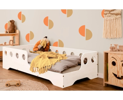 Einzelbett für Kinder mit Rausfallschutz und Lattenrost TILA 5 Montessori Holz