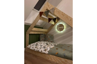 Hausbett für Kinder mit niedriger Konstruktion und Lattenrost MOON G Kiefer