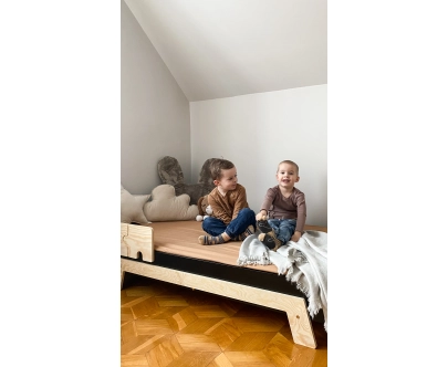 Einzelbett für Kinder mit Rausfallschutz und Lattenrost PUZZLE BR1 Montessori Holz
