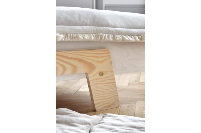 Einzelbett für Kinder mit Rausfallschutz und Lattenrost PUZZLE BR1 Montessori Holz