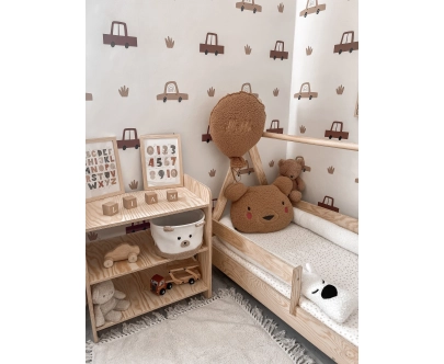 Hausbett für Kinder mit Rausfallschutz und Lattenrost TIPI Montessori Holz
