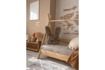 Hausbett für Kinder mit Rausfallschutz und Lattenrost TIPI Montessori Holz