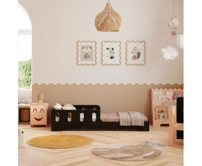Einzelbett für Kinder mit Rausfallschutz und Lattenrost TILA 6 Montessori Holz
