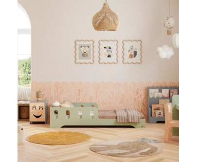 Einzelbett für Kinder mit Rausfallschutz und Lattenrost TILA 6 Montessori Holz