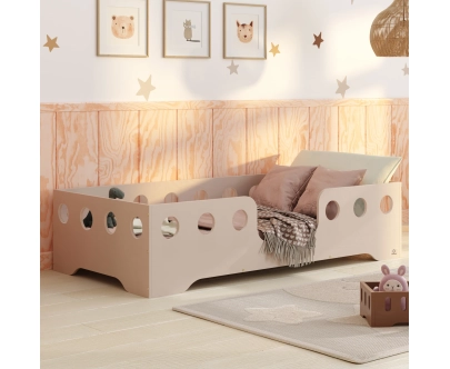 Einzelbett für Kinder mit Rausfallschutz und Lattenrost TILA 4 Montessori Holz