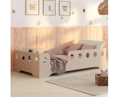 Einzelbett für Kinder mit Rausfallschutz und Lattenrost TILA 4 Montessori Holz