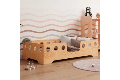 Einzelbett für Kinder mit Rausfallschutz und Lattenrost TILA 4 Montessori Holz