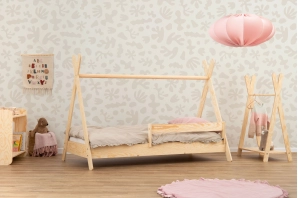 Hausbett für Kinder mit Rausfallschutz und Lattenrost TIPI Montessori Holz
