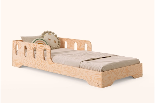 Einzelbett für Kinder mit Rausfallschutz und Lattenrost TILA 6 Montessori Holz