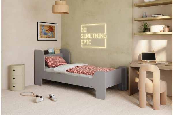 Einzelbett für Kinder und Jugendliche mit Ablage und Lattenrost FLOU Klassisch Holz
