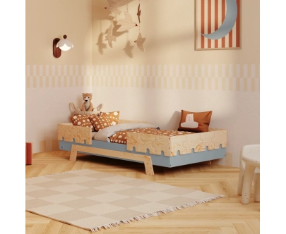 Einzelbett für Kinder mit Rausfallschutz und Lattenrost PUZZLE BR2 Montessori Holz