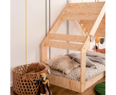 Hausbett für Kinder mit niedriger Konstruktion und Lattenrost MOON G Montessori Holz