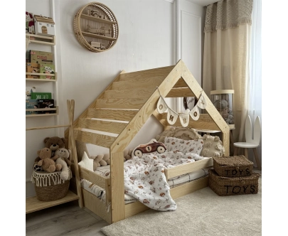 Hausbett für Kinder mit niedriger Konstruktion und Lattenrost MOON G Montessori Holz