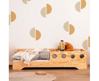 Einzelbett für Kinder mit Rausfallschutz und Lattenrost TILA 5 Montessori Holz