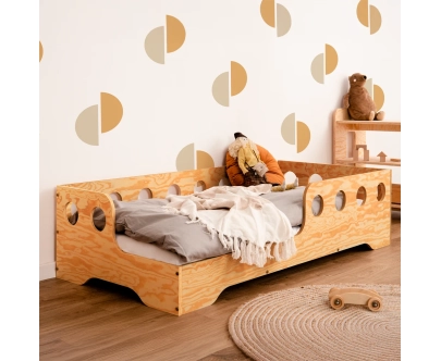 Einzelbett für Kinder mit Rausfallschutz und Lattenrost TILA 5 Montessori Holz