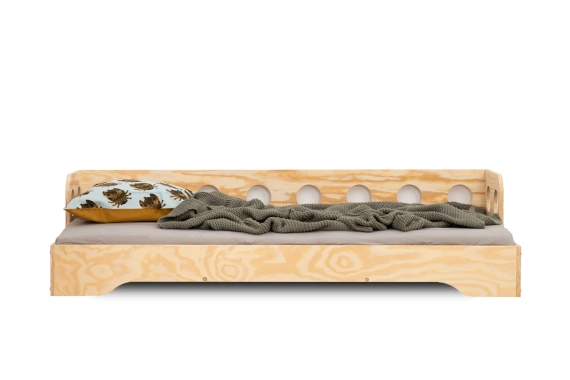 Einzelbett für Kinder mit Rausfallschutz und Lattenrost Sofa TILA 5S Montessori Holz