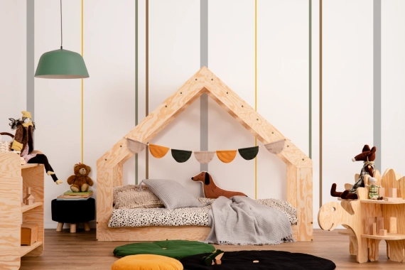 Hausbett für Kinder mit niedriger Konstruktion und Lattenrost MOON G Montessori Holz