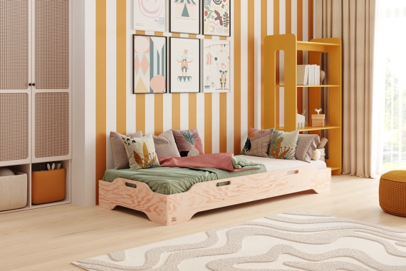 Bodenbett für Kinder mit Rausfallschutz und Lattenrost TILA 8 Montessori Holz