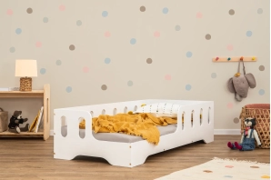 Einzelbett für Kinder mit Rausfallschutz und Lattenrost TILA 1 Montessori Kiefer