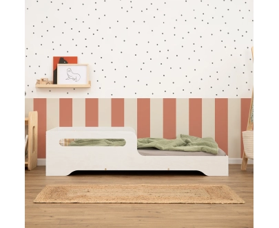 Einzelbett für Kinder mit Rausfallschutz und Lattenrost TILA 3 Montessori Holz