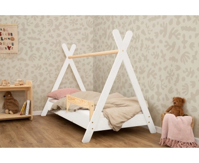Hausbett für Kinder mit Rausfallschutz und Lattenrost TIPI Montessori Holz