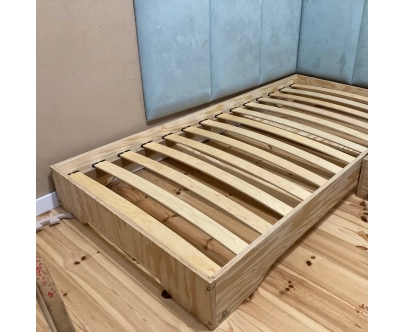 Bodenbett für Kinder mit Lattenrost TILA 7 Montessori Holz