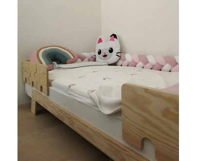 Einzelbett für Kinder mit Rausfallschutz und Lattenrost PUZZLE BR2 Montessori Holz