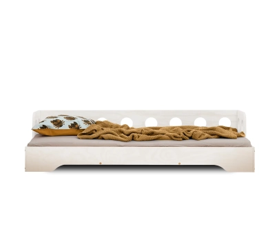 Einzelbett für Kinder mit Rausfallschutz und Lattenrost Sofa TILA 5S Montessori Holz