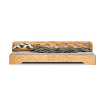 Einzelbett für Kinder mit Rausfallschutz und Lattenrost Sofa TILA 5S Montessori Holz