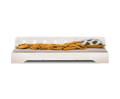 Einzelbett für Kinder mit Rausfallschutz und Lattenrost Sofa TILA 1S Montessori Holz