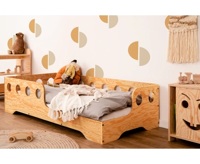 Einzelbett für Kinder mit Rausfallschutz und Lattenrost TILA 5 Montessori Holz