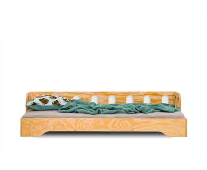Einzelbett für Kinder mit Rausfallschutz und Lattenrost Sofa TILA 1S Montessori Holz